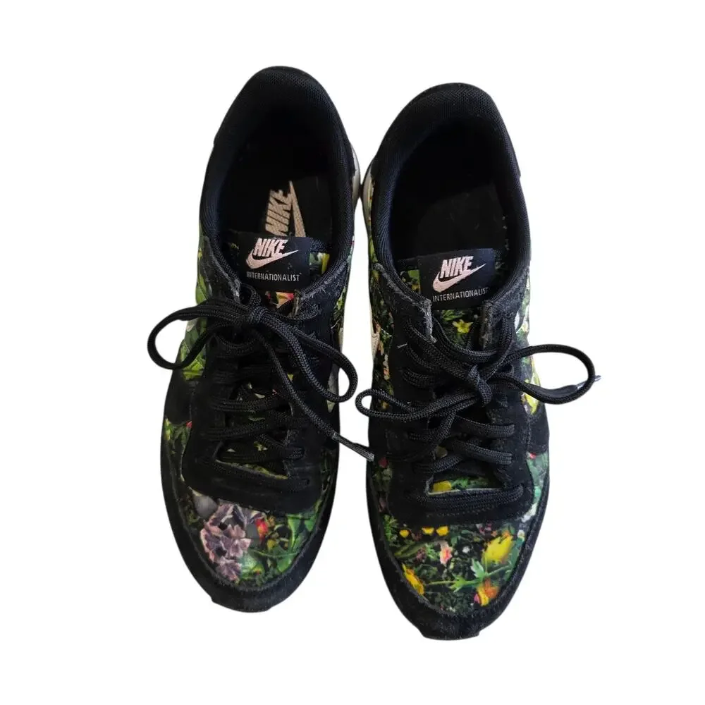 Nike Internationalist Spring Garden Premium Sneakers Black Floral Size 7.5